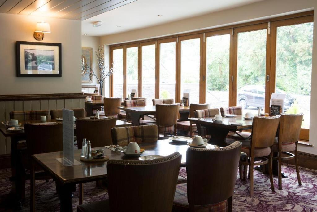 Saracens Head, Beddgelert Hotel Caernarfon Ngoại thất bức ảnh